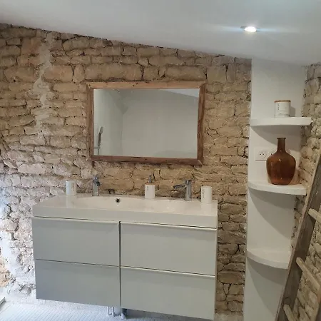 La P'tite Ecurie Apartament Saint-Jean-de-Liversay