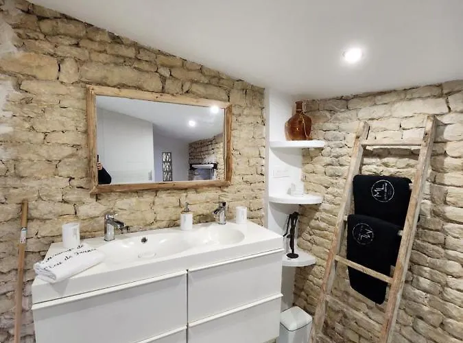 La P'tite Ecurie Apartment